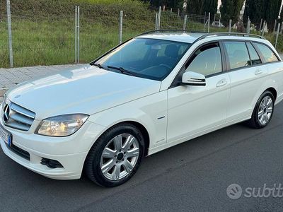 Usata Mercedes C200 Executive 136 CV (100 kW) 2011 Bianco Station wagon