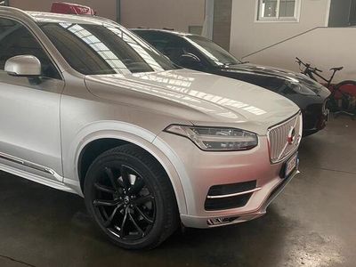 usata Volvo XC90 inscription