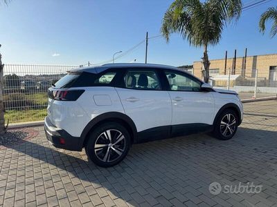 Usata Peugeot 3008 Business-Line 131 CV (96 kW) 2019 Bianco SUV