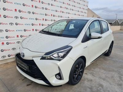 Usata Toyota Yaris Hybrid Active 101 CV (74 kW) 2019 Bianco Berlina