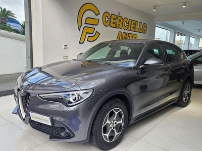 Usata Alfa Romeo Stelvio 190 CV (139 kW) 2022 Grigio scuro metallizzato SUV