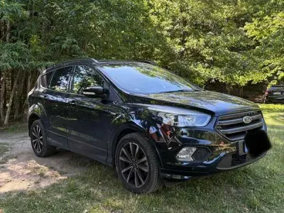 Usata Ford Kuga ST-Line 120 CV (88 kW) 2018 Nero SUV