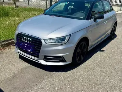 Usata Audi A1 90 CV (66 kW) 2017 Grigio Utilitaria
