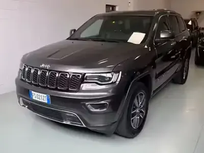 Usata Jeep Grand Cherokee Limited 250 CV (183 kW) 2019 Grigio SUV