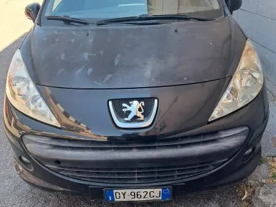 Usata Peugeot 207 68 CV (50 kW) 2009 Berlina