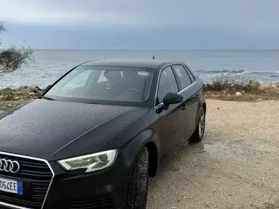 Usata Audi A3 116 CV (85 kW) 2019 Nero Berlina