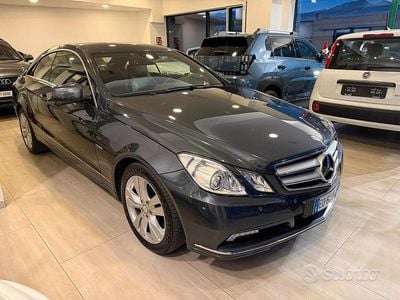 Grigio Usata 2009 Mercedes E350 Avantgarde Coupé | 10.900 €