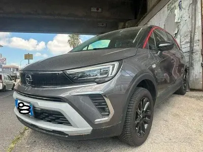 Usata Opel Crossland 110 CV (80 kW) 2021 Grigio SUV