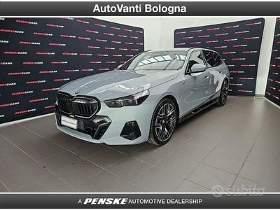Usata BMW 520 M Sport 197 CV (144 kW) 2025 Grigio Station wagon