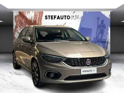 Usata Fiat Tipo Lounge 95 CV (69 kW) 2020 Marrone Station wagon