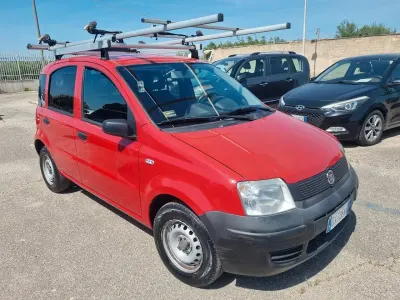 Usata Fiat Panda Active 74 CV (54 kW) 2009 Rosso Utilitaria