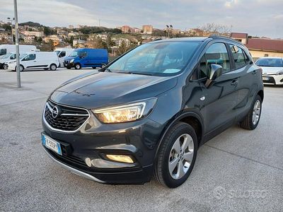 Usata Opel Mokka X Business 136 CV (100 kW) 2017 Grigio SUV