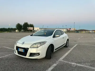 Usata Renault Mégane GT Line GT-Line 130 CV (95 kW) 2010 Bianco Coupé