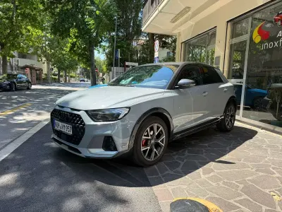 Usata Audi A1 Ambiente 116 CV (85 kW) 2020 Grigio SUV