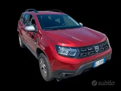 Usata Dacia Duster Comfort 101 CV (74 kW) 2022 Rosso SUV