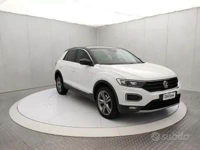 Usata VW T-Roc Advance 150 CV (110 kW) 2021 Bianco SUV