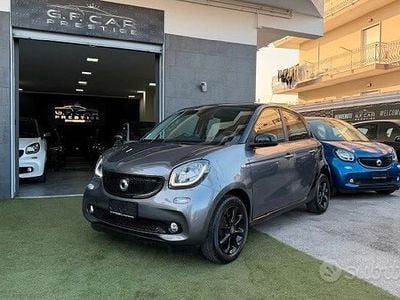 Usata Smart ForFour Passion 89 CV (65 kW) 2017 Grigio Utilitaria
