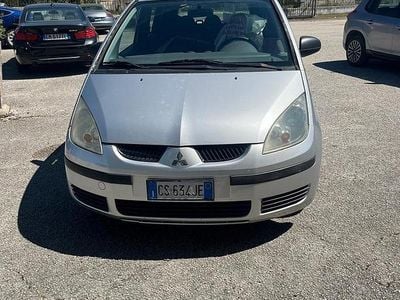 Usata Mitsubishi Colt 75 CV (55 kW) 2005 Grigio Utilitaria
