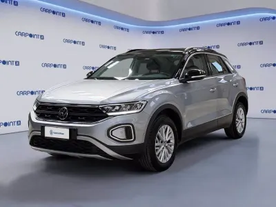 Usata VW T-Roc Life 116 CV (85 kW) 2025 Argento SUV