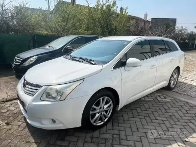Usata Toyota Avensis 126 CV (92 kW) 2011 Station wagon