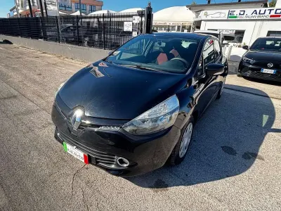 Usata Renault Clio IV 75 CV (55 kW) 2015 Nero Berlina