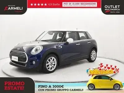 Usata Mini Cooper D 116 CV (85 kW) 2018 Deep blue metallizzato Utilitaria