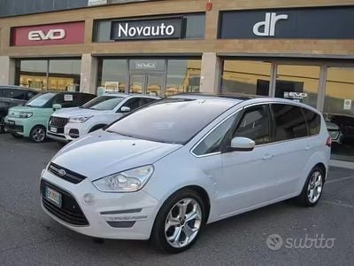 Usata Ford S-MAX Titanium 163 CV (119 kW) 2011 Bianco Monovolume