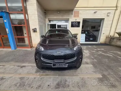Usata Kia Sportage Active 116 CV (85 kW) 2017 Grigio SUV