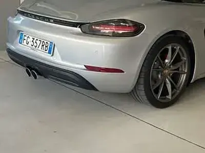 Usata Porsche 718 Boxster 299 CV (219 kW) 2017 Argento Cabrio