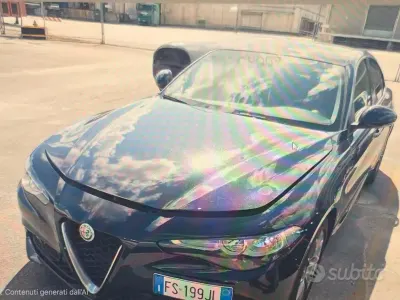 Usata Alfa Romeo Giulia Super 180 CV (132 kW) 2018 Bluazzurro Berlina