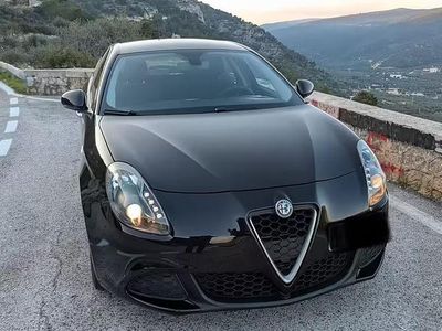 Begagnad Alfa Romeo Giulietta 120 HK (88 kW) 2017 Svart Halvkombi