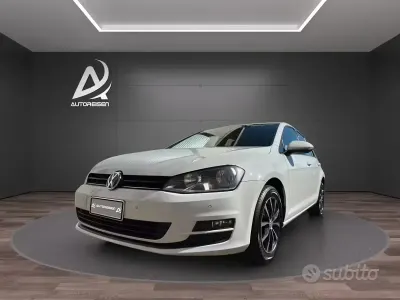 Usata VW Golf VII Comfortline 86 CV (63 kW) 2014 Bianco Berlina