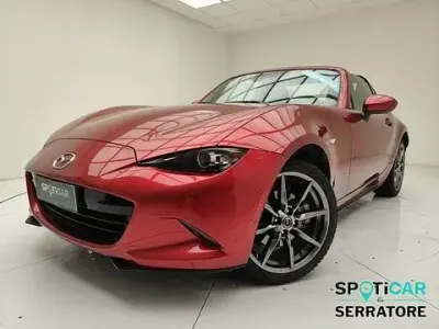 Usata Mazda MX5 Inclusive 160 CV (117 kW) 2019 Rosso Cabrio