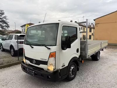 Usata Nissan Cabstar 150 CV (110 kW) 2008 Bianco Pick-up