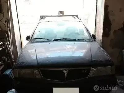Usata Lancia Dedra 75 CV (55 kW) 1993 Bluazzurro Berlina