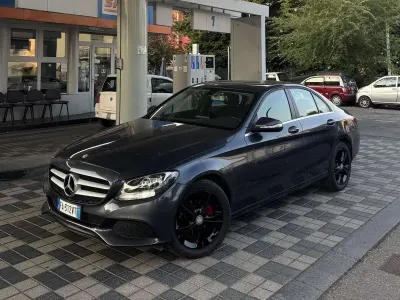 Usata Mercedes C180 Premium 116 CV (85 kW) 2015 Other Berlina