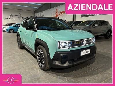 Usata Renault 4 E-Tech Iconic 110 kW (150 CV) 2025 Verde chiaro SUV