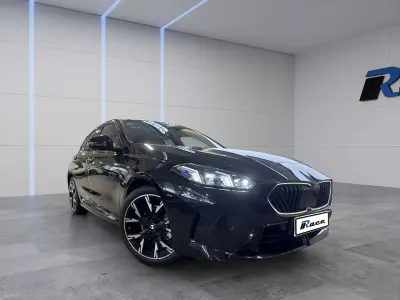 Usata BMW 120 M Sport 170 CV (125 kW) 2025 Nero zaffiro Utilitaria