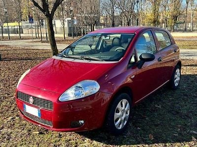Usata Fiat Grande Punto Active 77 CV (56 kW) 2010 Utilitaria