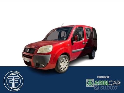 Usata Fiat Doblò Dynamic 105 CV (77 kW) 2008 Rosso Monovolume