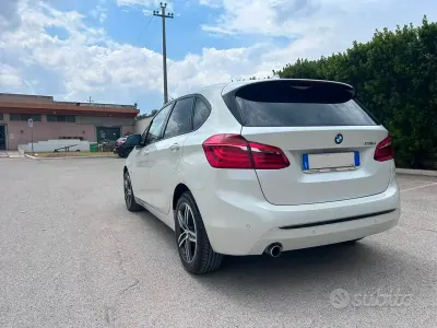 Usata BMW 218 Active Tourer Sport Line 150 CV (110 kW) 2017 Monovolume