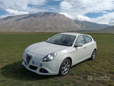 Usata Alfa Romeo Giulietta 109 CV (80 kW) 2013 Bianco Utilitaria