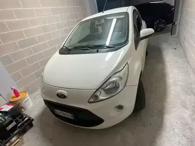 Usata Ford Ka 69 CV (50 kW) 2012 Bianco Utilitaria