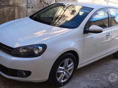 Usata VW Golf VI 110 CV (80 kW) 2009 Bianco Utilitaria