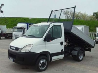 usata Iveco Daily (1996-2001) 35 C 11 2.3 M-JET 110 CV RIB. TRILA MOTORE NUOVO