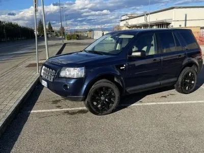 Usata Land Rover Freelander 2 HSE 160 CV (117 kW) 2009 Bluazzurro SUV