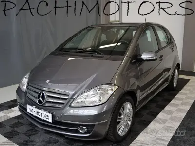 Usata Mercedes A160 Style 95 CV (69 kW) 2012 Grigio Utilitaria