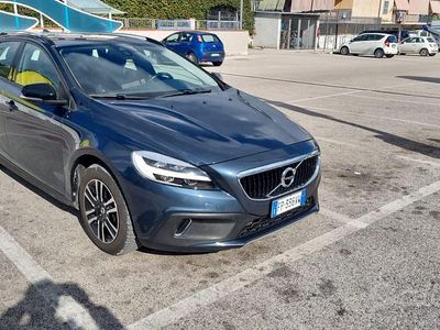 Usata Volvo V40 2018 Blu Berlina