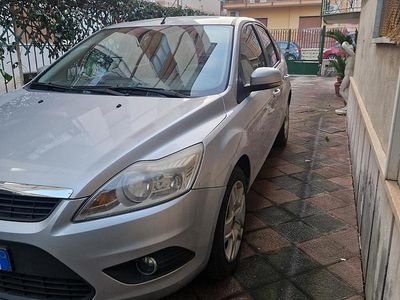 Usata Ford Focus 109 CV (80 kW) 2009 Grigio Berlina