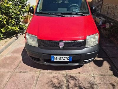 Usata Fiat Panda 75 CV (55 kW) 2012 Rosso Utilitaria